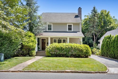 194 Bradley Rd, Scarsdale, NY, 10583-6341 | Card Image