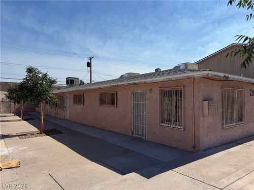 b-2111 Stewart Ave, Las Vegas, NV, 89101-4048 | Card Image
