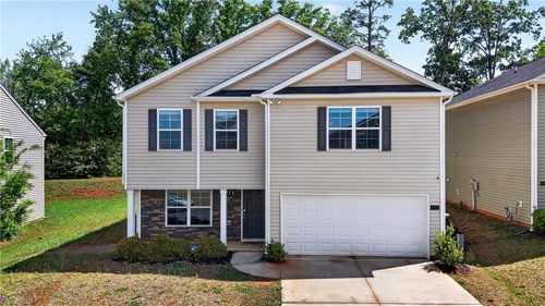 4712 Black Forest Dr, Greensboro, NC, 27405 | Card Image