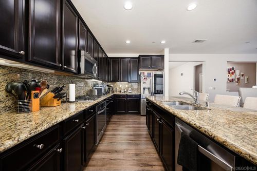 34897 Ryanside Ct, Winchester, CA, 92596-8365 | Card Image