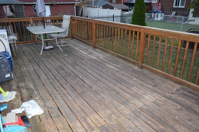 52 Peace Dr, House other with 6 bedrooms, 4 bathrooms and 4 parking in Scarborough ON | Image 31