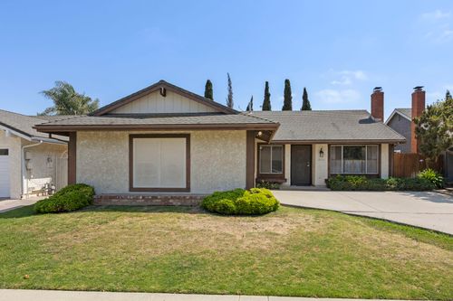 5576 Holly Ridge Dr, Camarillo, CA, 93012-5523 | Card Image