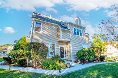 68-68 Hammond Pl, Woburn, MA, 01801-3423 | Card Image