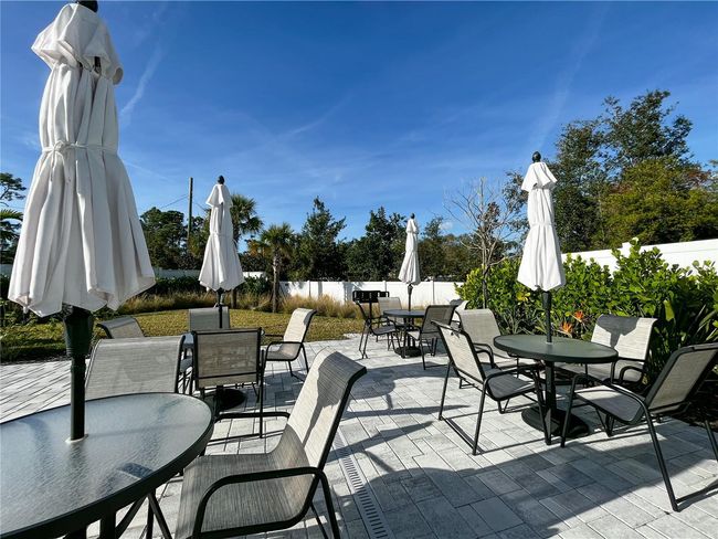 4067 Via Sienna Cir, Townhouse with 2 bedrooms, 3 bathrooms and null parking in SARASOTA FL | Image 5