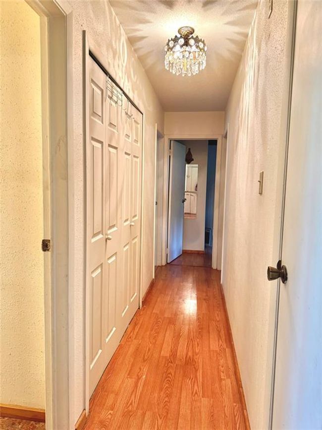9417 Fm 770 N, House other with 4 bedrooms, 2 bathrooms and null parking in Hull TX | Image 15