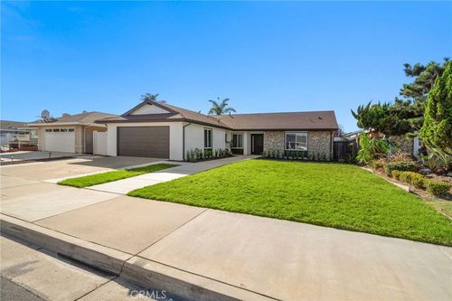 21341 Seaforth Ln, Huntington Beach, CA, 92646 | Card Image