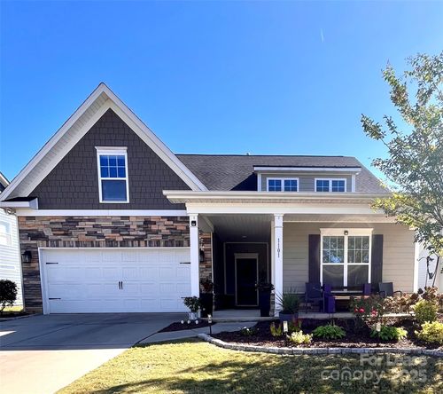 31-1101 Waterlily Dr, Fort Mill, SC, 29707-7875 | Card Image