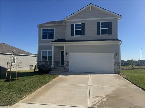 102 Lake Meadows Dr, Smithville, MO, 64089-9144 | Card Image