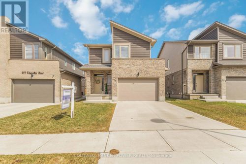 405 Edgevalley Rd, London, ON, N5V0C2 | Card Image