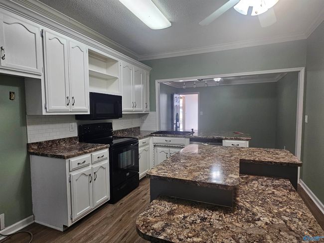 410 Autumnwood Dr Sw, Townhouse with 2 bedrooms, 2 bathrooms and null parking in Decatur AL | Image 10