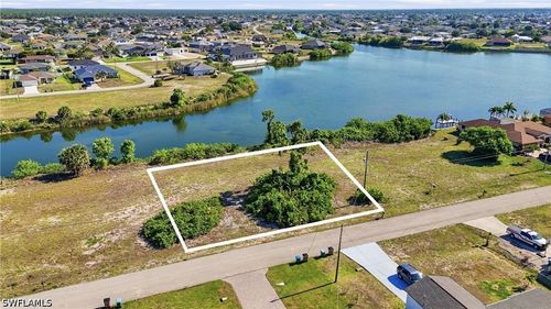 527 Nw 24th Terrace, Cape Coral, FL, 33993 | Card Image