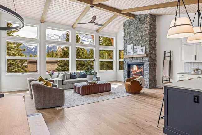 2 Pinewood Cres, House other with 5 bedrooms, 3 bathrooms and 4 parking in Canmore AB | Image 9