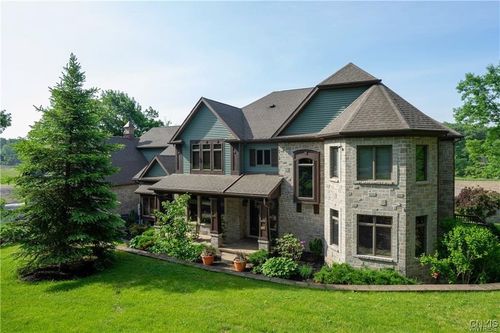 670 Knabb Rd, Elma, NY, 14059-9434 | Card Image