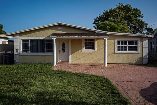 4250 Sw 24th St, West Park, FL, 33023-3449 | Card Image