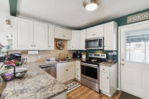 1409 Cedarcrest Dr, Garland, TX, 75042-8102 | Card Image