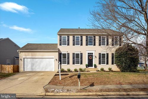 9819 Pear Tree Ct, BRISTOW, VA, 20136-2420 | Card Image