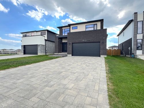 61 Poole Cres, Komoka, ON, N0L1R0 | Card Image