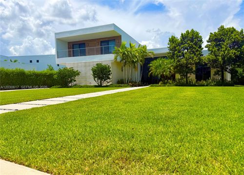 16569 Botaniko Dr N, Weston, FL, 33326-1069 | Card Image