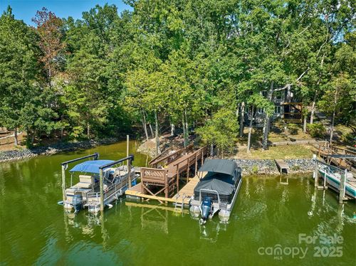 10 Weatherly Way, Lake Wylie, SC, 29710-9272 | Card Image