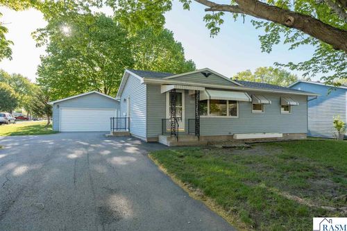 201 Diane Dr, Eagle Lake, MN, 56024-9744 | Card Image