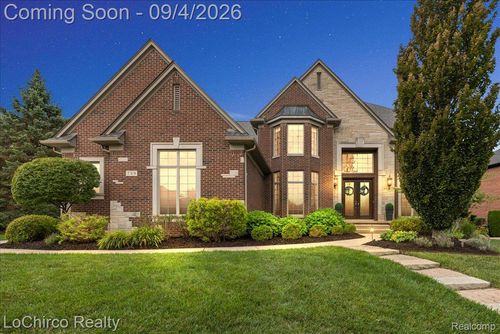 739 Majestic, Rochester Hills, MI, 48306-3571 | Card Image