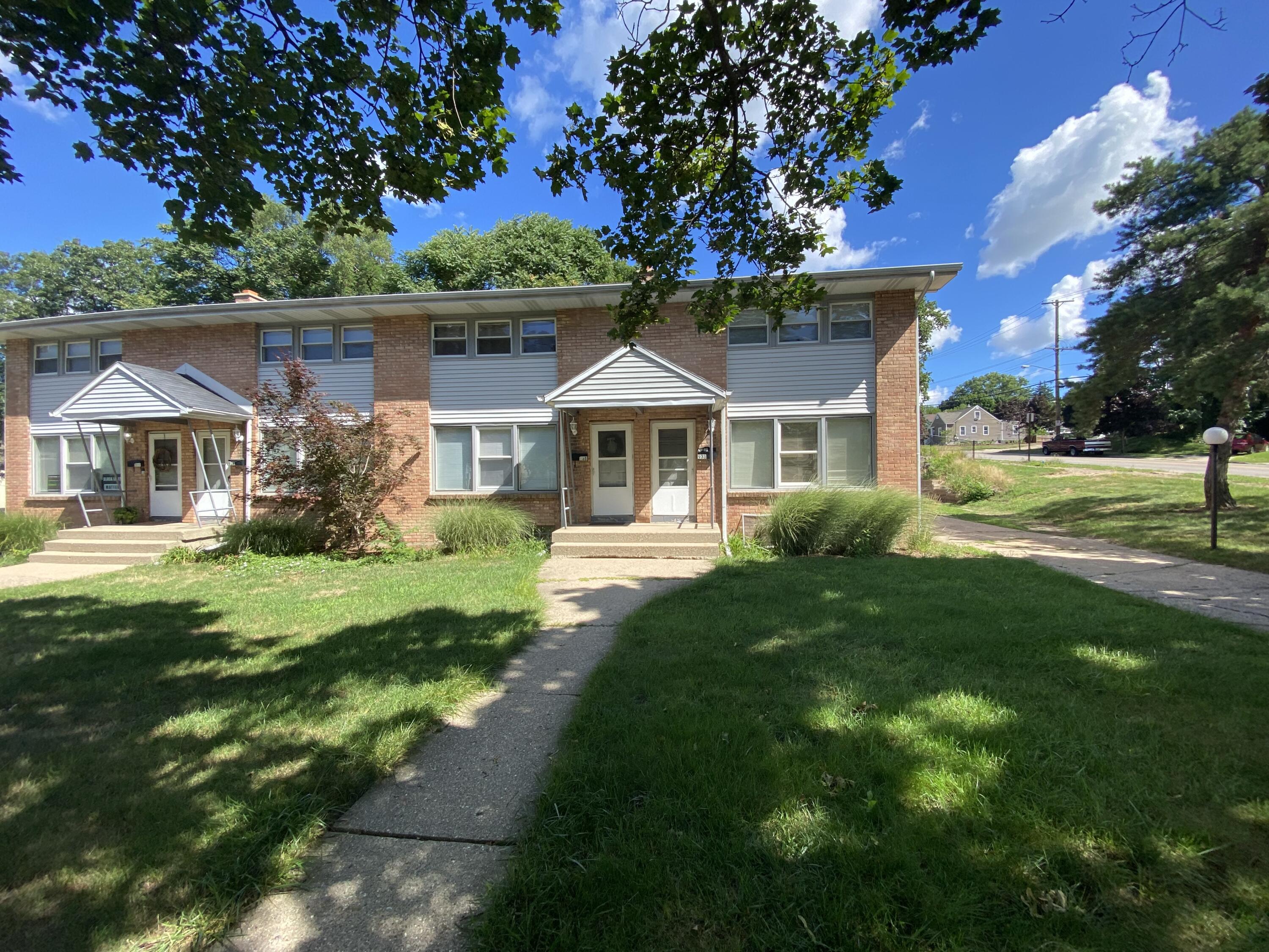 Carrier Creek Blvd, Grand Rapids, MI 49503