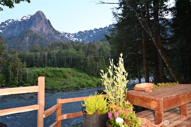 49122 State Route 2, House other with 2 bedrooms, 3 bathrooms and null parking in Index WA | Image 7