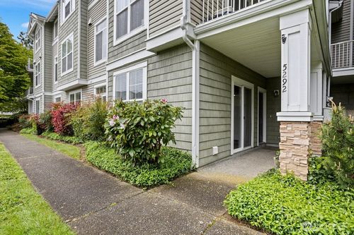 24-1-5292 236th Pl Se, Issaquah, WA, 98029-7695 | Card Image