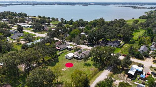 203 S 6th St, Highlands, TX, 77562-3609 | Card Image