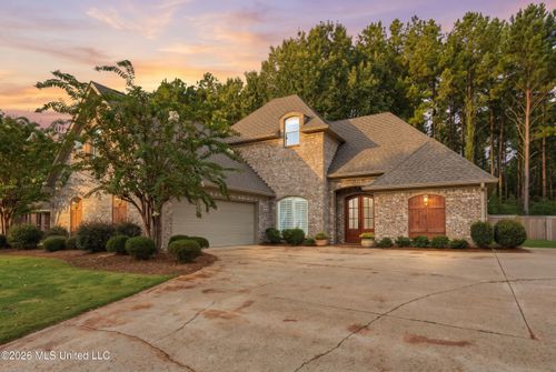 446 Edgewood Xing, Brandon, MS, 39042-2957 | Card Image