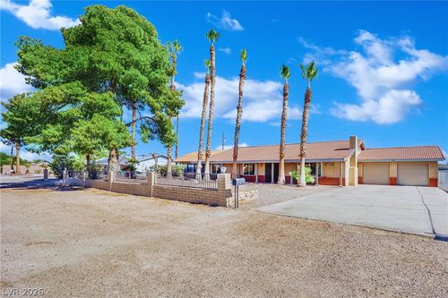 8040 Gilespie St, Las Vegas, NV, 89123-1700 | Card Image