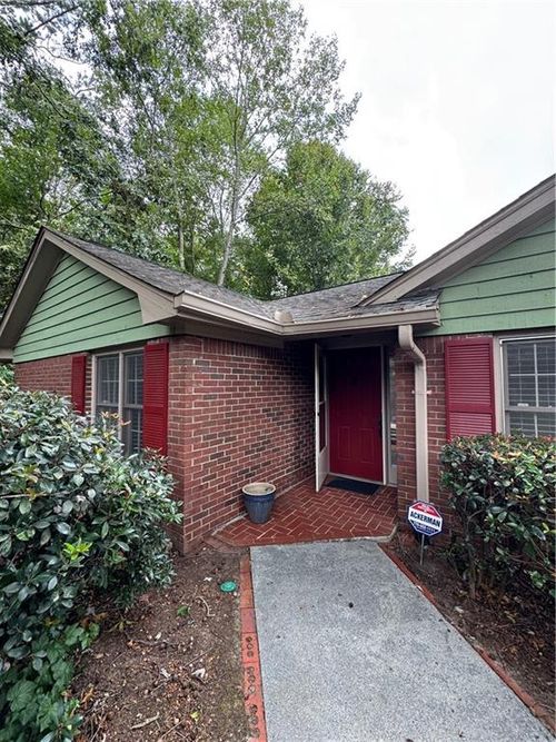 6306 Deerings Holw, Norcross, GA, 30092-1800 | Card Image