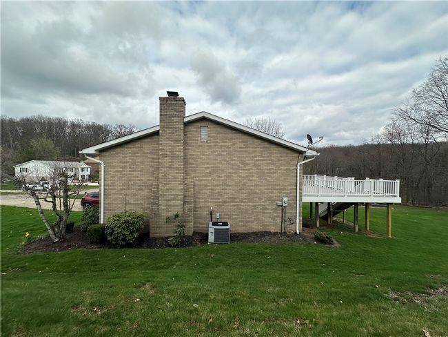 112 Jenny Lynn Dr, House other with 3 bedrooms, 3 bathrooms and 2 parking in Aliquippa PA | Image 6