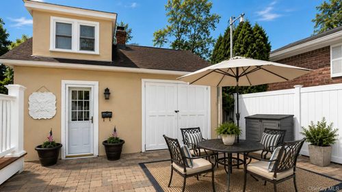 cottage-46 S 6th Street, Oyster Bay, NY, 11560 | Card Image