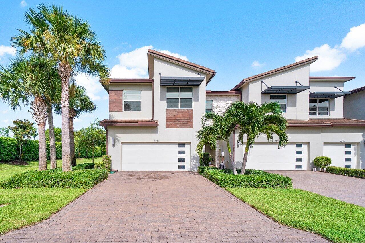 Kingsmoor Way, Lake Worth, FL 33467
