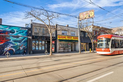 566 Queen St W, Toronto, ON, M5V2B5 | Card Image