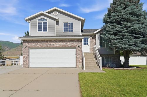 1520 N 550 W, West Bountiful, UT, 84087-1258 | Card Image