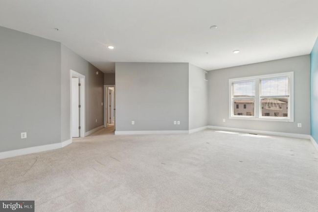 44738 Tiverton Sq, Condo with 3 bedrooms, 3 bathrooms and null parking in ASHBURN VA | Image 12