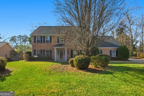 653 Parkcrest Pl Ne, Marietta, GA, 30068-4252 | Card Image