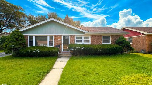 10755 Mason Ave, Chicago Ridge, IL, 60415-2233 | Card Image