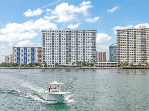 apt-117-500 Bayview Dr, Sunny Isles Beach, FL, 33160-4748 | Card Image