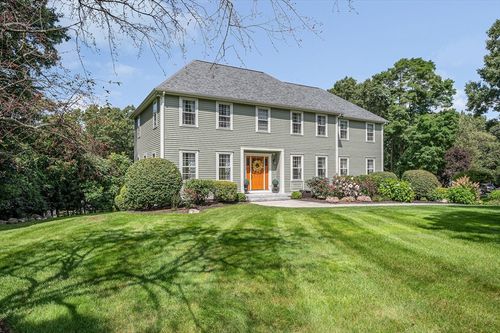 4 Nashoba Dr, Chelmsford, MA, 01824-3864 | Card Image