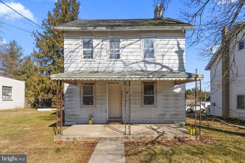 203 Cochran St, COCHRANVILLE, PA, 19330-1035 | Card Image