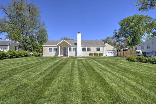 216 Southmoreland Place, Decatur, IL, 62521 | Card Image