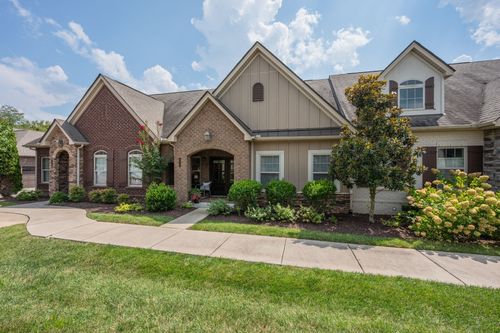 2058 Moultrie Cir, Franklin, TN, 37064-1881 | Card Image