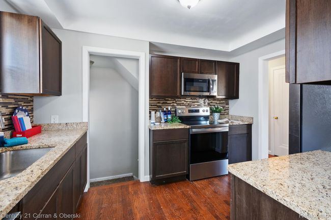 20488 Fleetwood Dr, House other with 4 bedrooms, 2 bathrooms and null parking in Harper Woods MI | Image 11