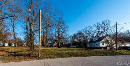 290 E Oak St, Saint Clair, MO, 63077-1448 | Card Image
