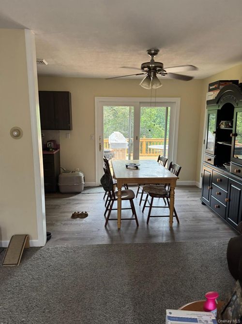 1 Tappan Dr, Monroe, NY, 10950-1909 | Card Image