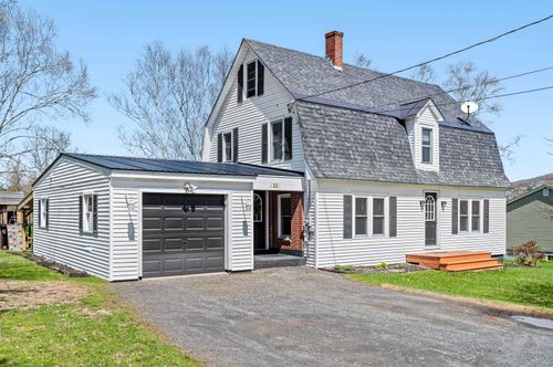 22 Waterman St, East Barre, VT, 05649-3064 | Card Image