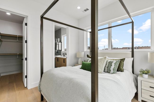 105 - 604 N Ewing Ave, Townhouse with 3 bedrooms, 4 bathrooms and null parking in Dallas TX | Image 23